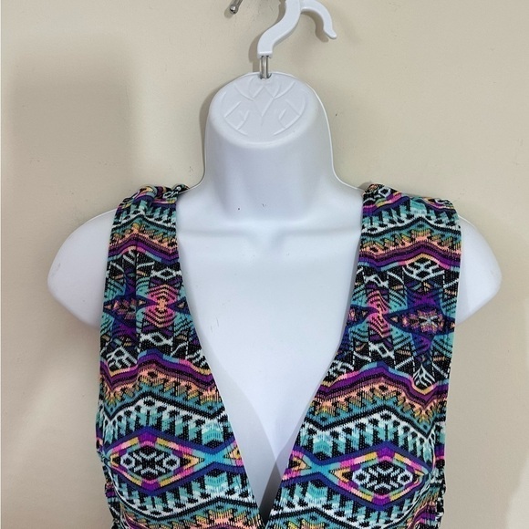 No Bounderies sz lg 11-13 jr swimsuit  beautiful style looks top quality - Picture 3 of 13